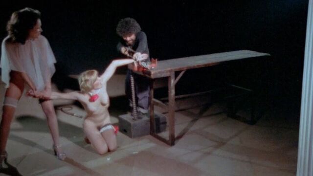 Кровососущие уроды / The Incredible Torture Show (1976)