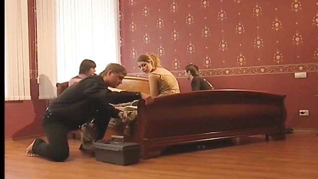Квартирный отсос - русский порно фильм