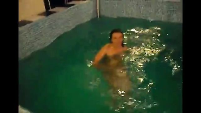 Пьяные голые русские девушки в бане