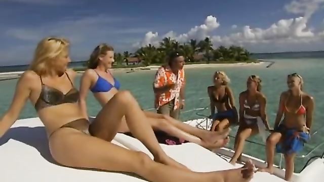 Девушки мечты на острове Сан Мартин - порно фильм на русском