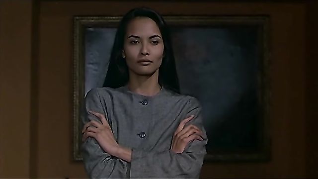 Черная Эммануэль: Бунт в женской тюрьме (1982) с русским переводом