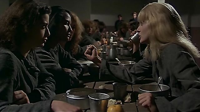 Черная Эммануэль: Бунт в женской тюрьме (1982) с русским переводом