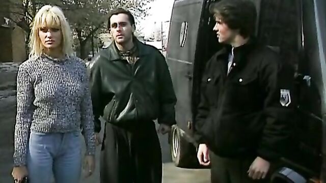 Девушка из клана / La Ragazza del clan (1995) порнофильм с русской озвучкой