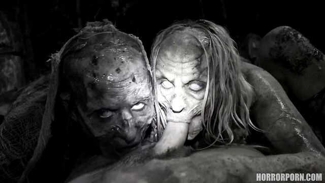 Ходячие Зомби | Walking zombies (порно ужасы)